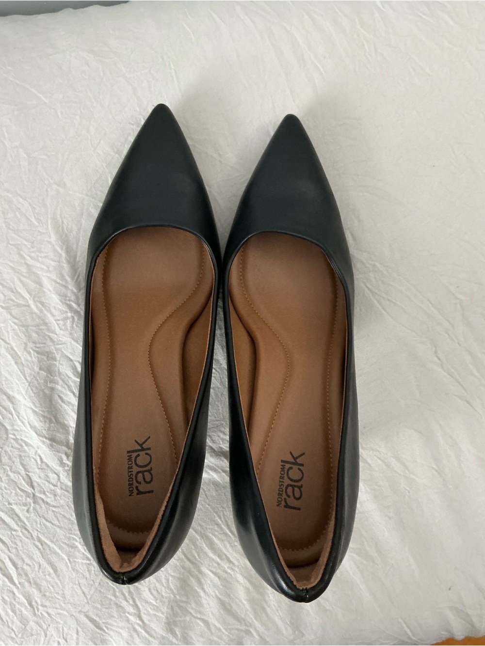the Nordstrom Rack Paige Leather Pump in black 8 like new